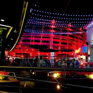 Meet your Posher, Maddox